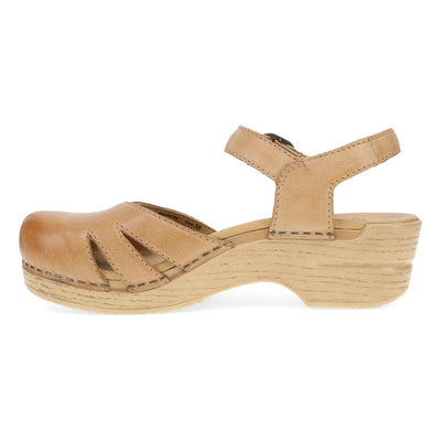 Margreta Cut-out Mary Jane in Distressed Honey