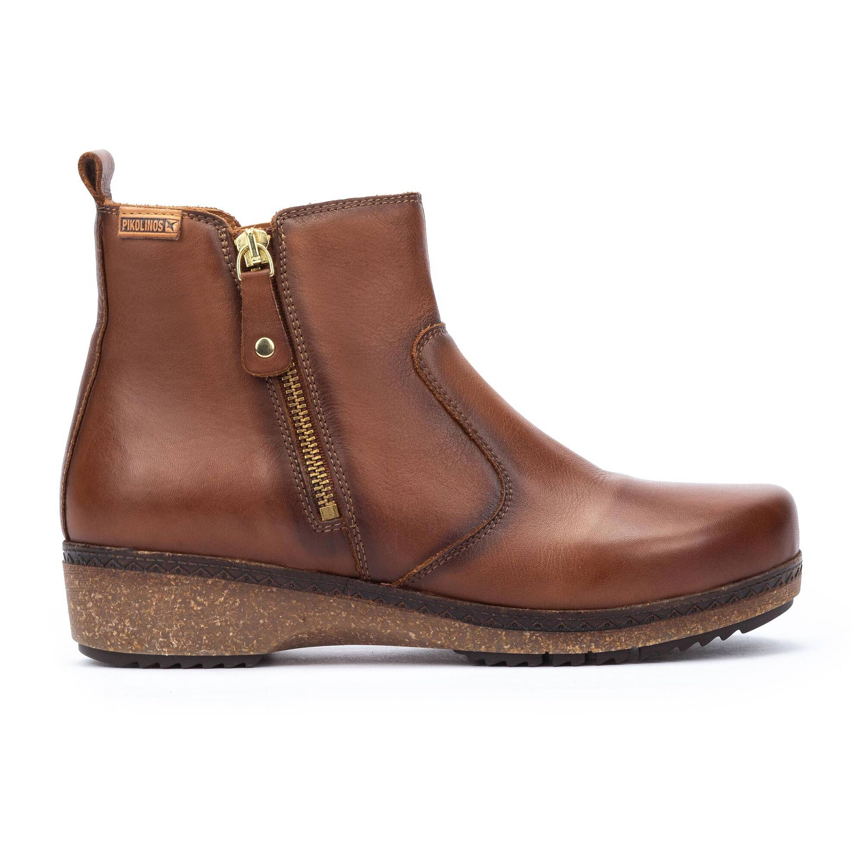 Granada WOW Womens Zipper Leather Boot in Cuero