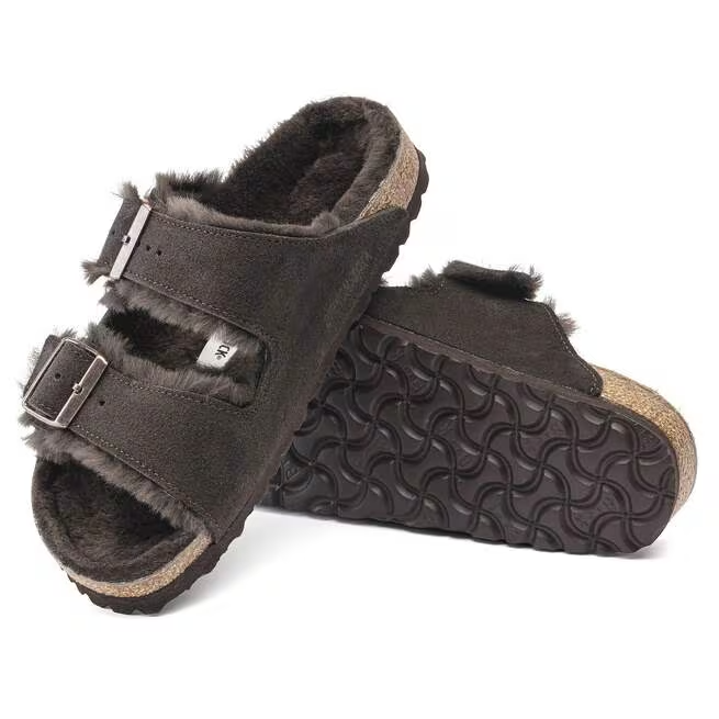 Arizona Shearling Sandal in Mocca