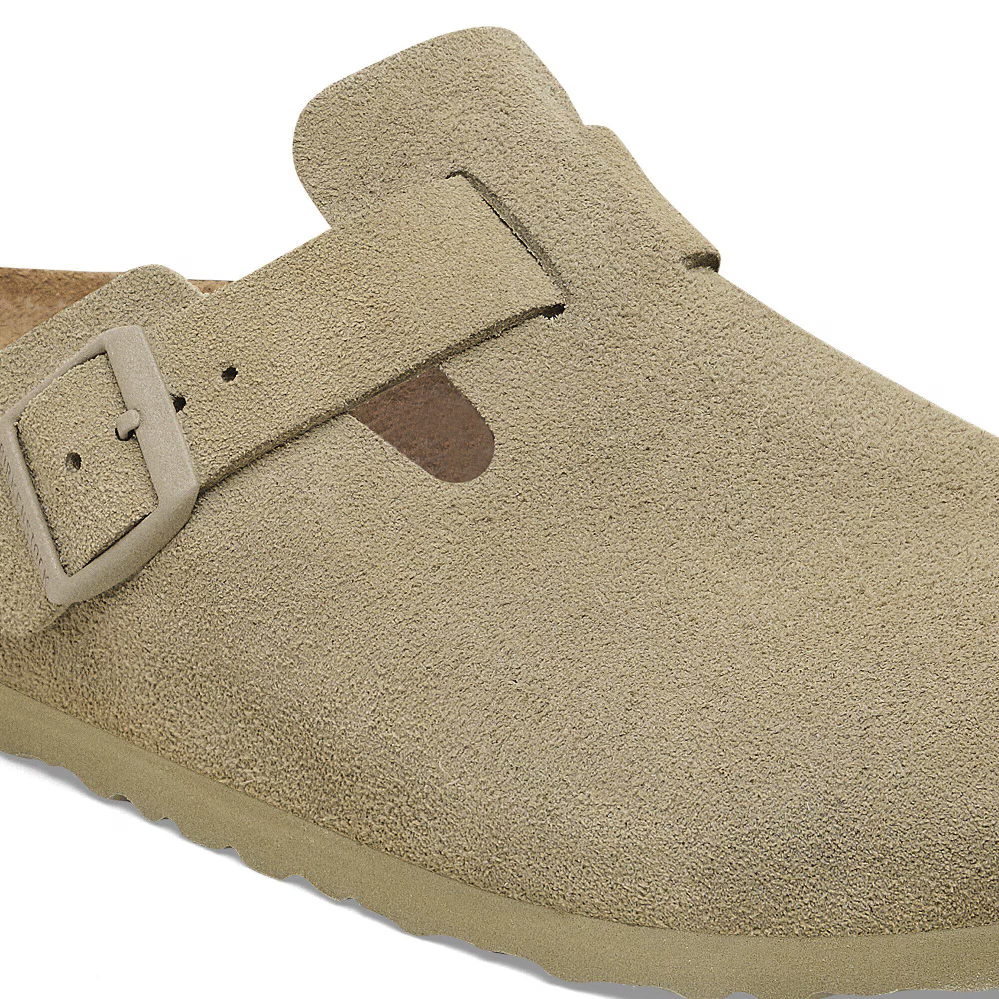 Boston Buckle Classic Footbed Mule in Faded Khaki