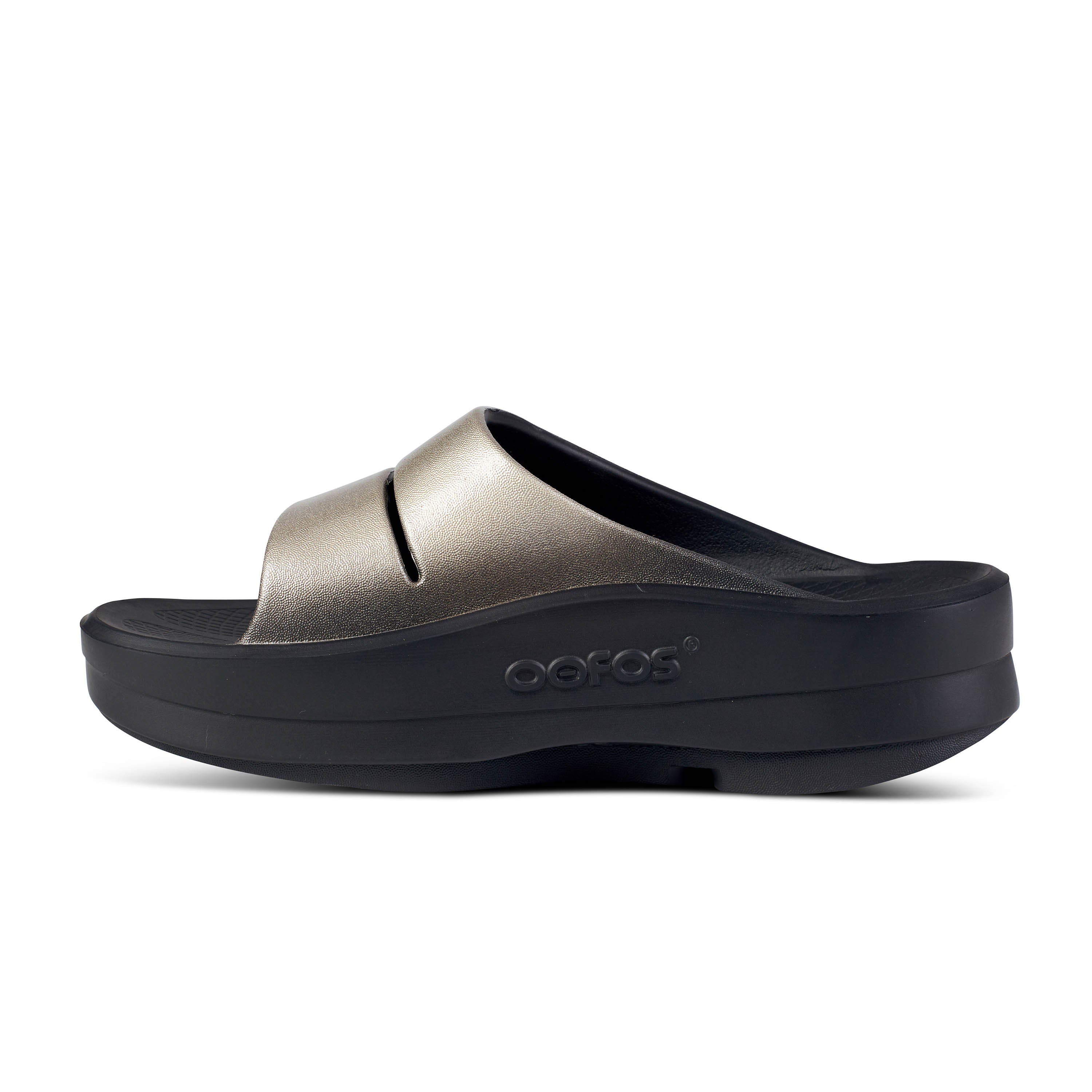 Women's OOmega OOah Slide Sandal in Latte