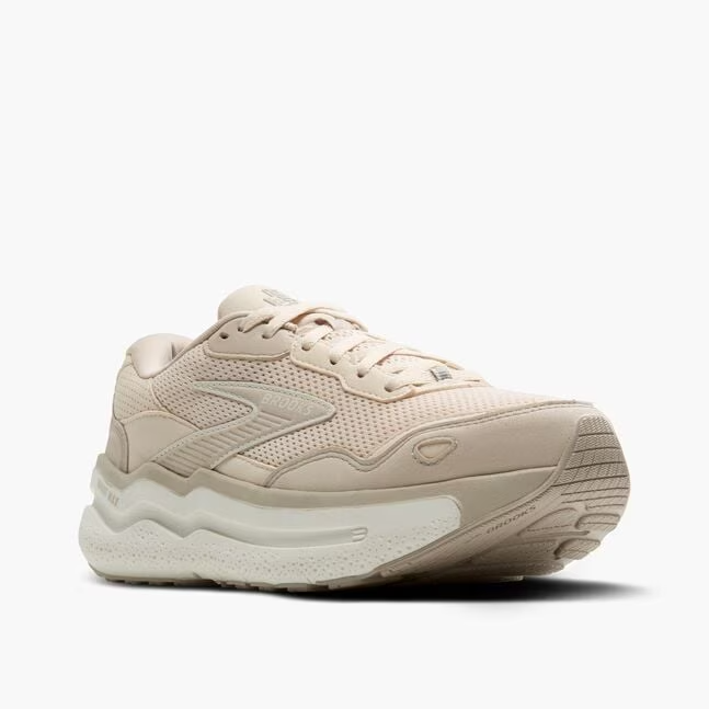 Women's Ghost Max SE in Almond Peach /Chateau/ Coconut
