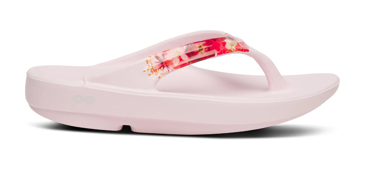 Women's OOlala Luxe Toe Post Sandal in Primrose Blossom