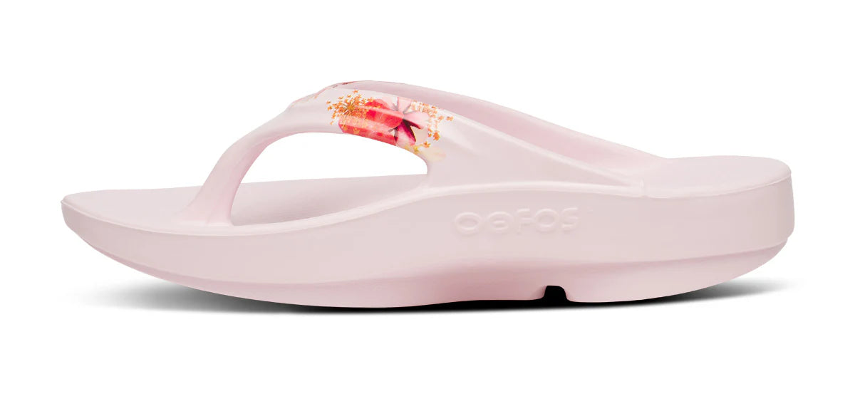 Women's OOlala Luxe Toe Post Sandal in Primrose Blossom