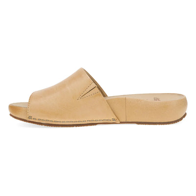 Twyla Chic Minimalist Slide in Honey