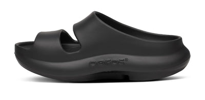OOyea Slide Sandal in Black