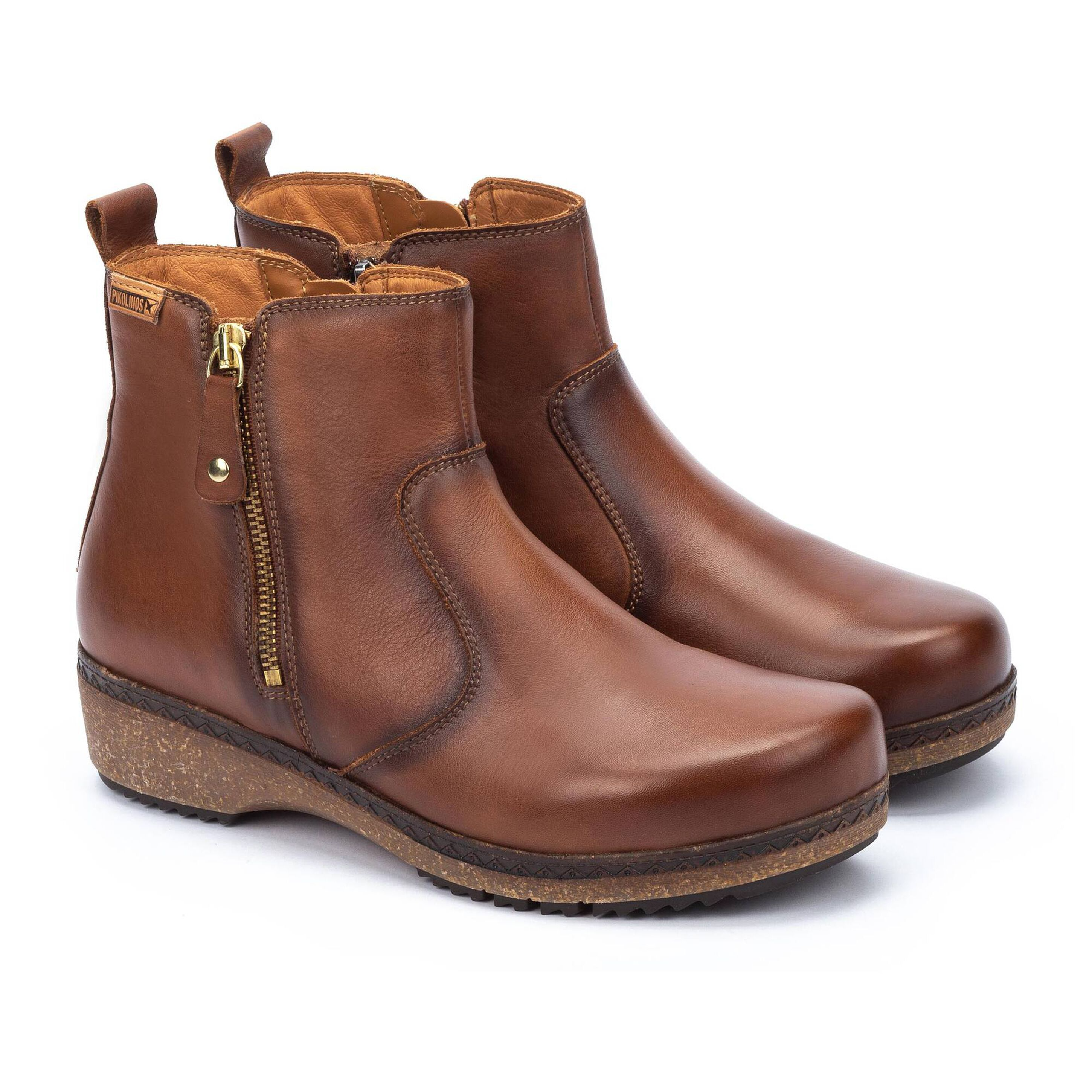 Granada WOW Womens Zipper Leather Boot in Cuero