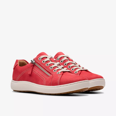 Nalle Lightweight Zip Sneaker in Red