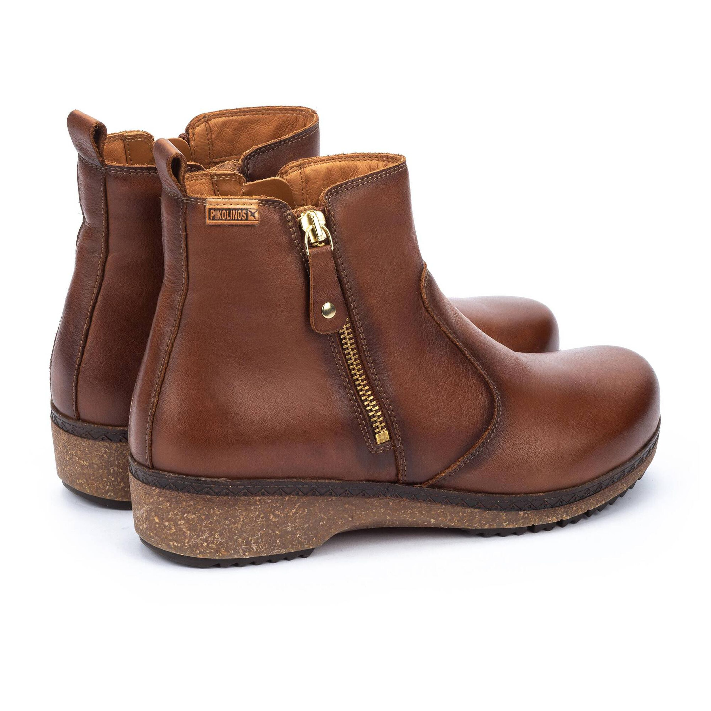 Granada WOW Womens Zipper Leather Boot in Cuero