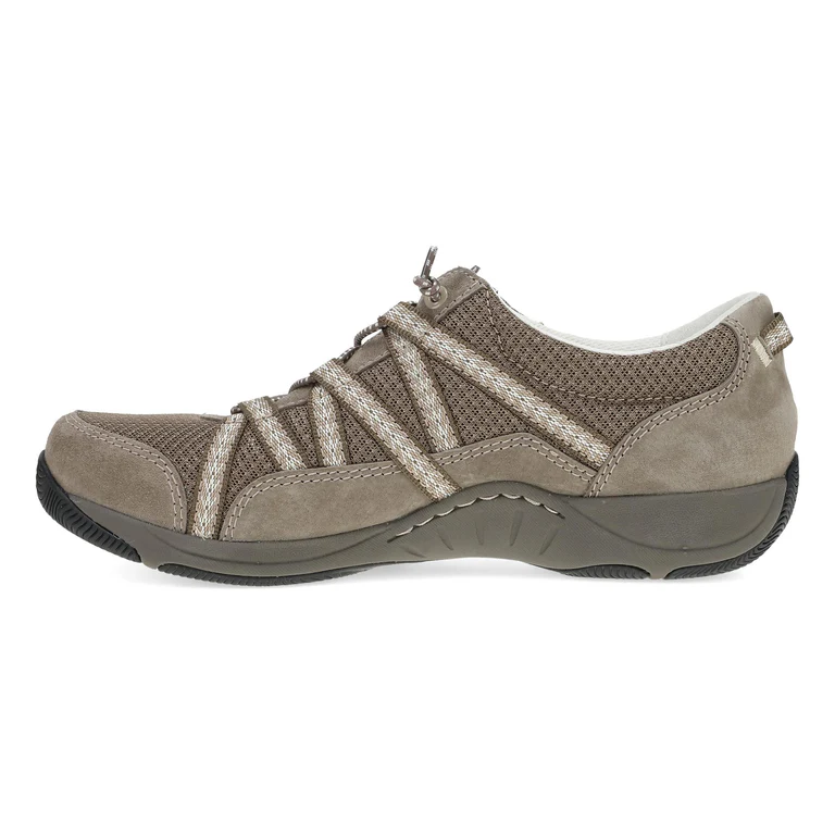 Harlyn Lightweight Sneaker in Suede Walnut
