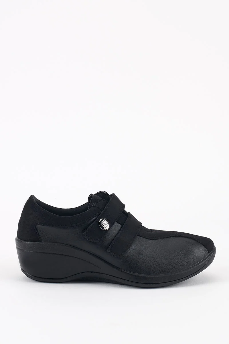 Douro Adjustable Straps Lytech in Black
