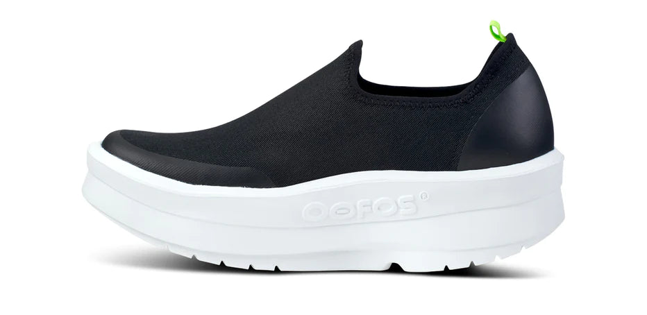 Women's OOMEGA eeZee Low Canvas Slip-On in Black/White