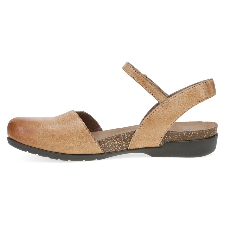 Rowan Closed Toe Sandal in Honey Leather