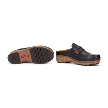 Women's Granada Penny Clog in Black