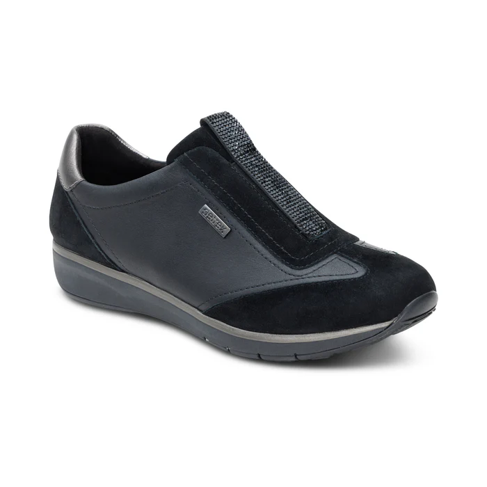 Megan Arch Support Leather Sneaker in Black