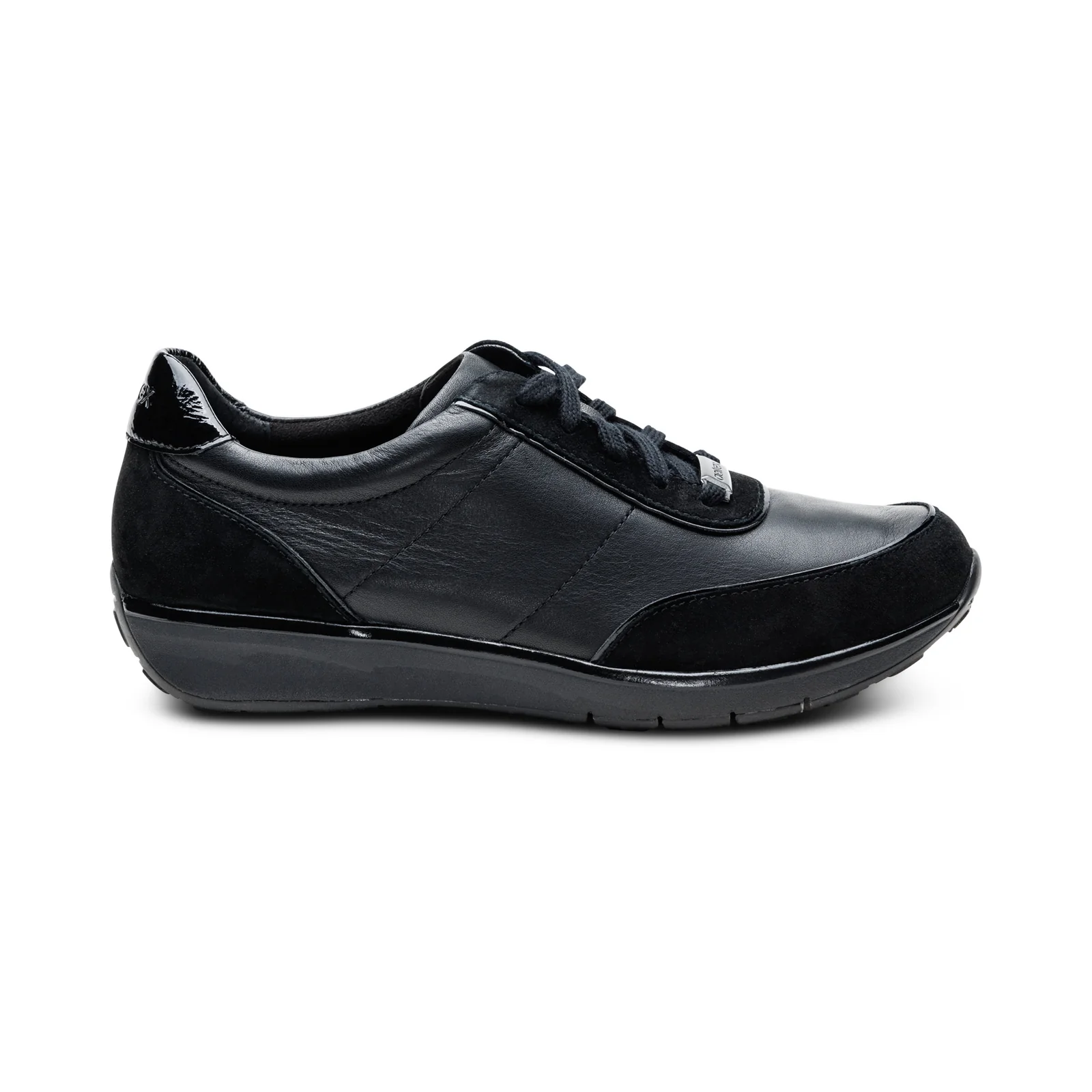 Ivy Luxe Arch Support Sneaker In Black