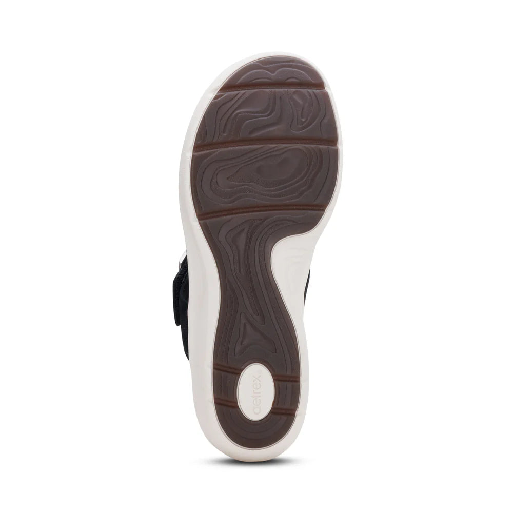 Donna Adjustable Toe Post Sandall in Black