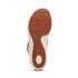Donna Adjustable Toe Post Sandall in Champagne