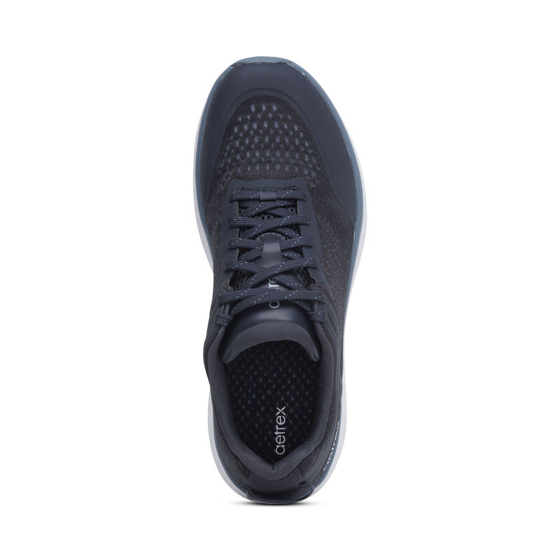 Chase Walking Shoe in Navy