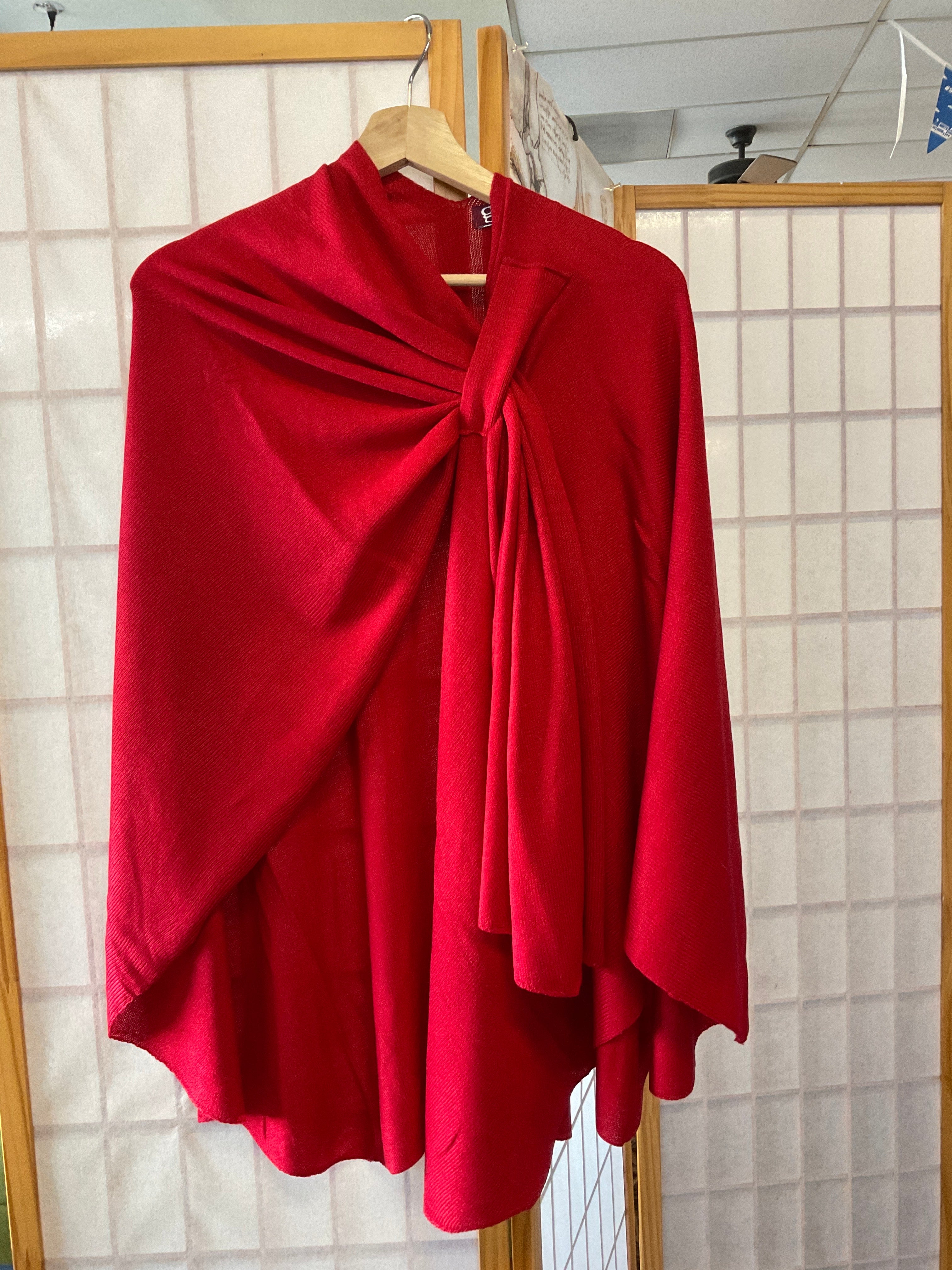 G Red Shawl