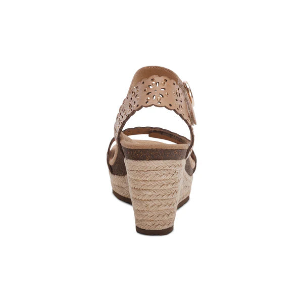 Sydney Quarter Strap Wedge Cutout in Sand