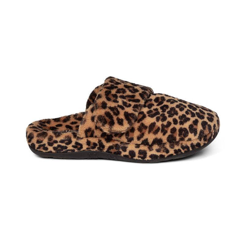 Mandy Closed Toe Slipper in Leapord