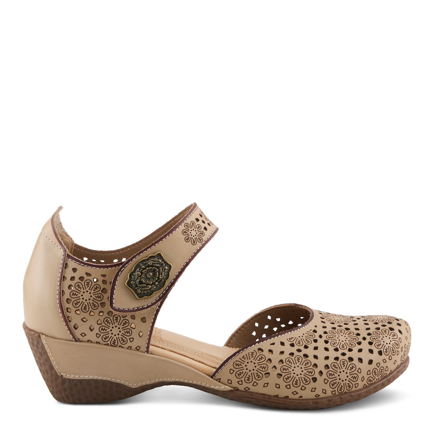 Americana Perferated Mary Jane in Beige