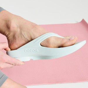 Long Beach Shoe Store & Pedorthics. Tenni-Moc's Shoe Store â Tenni Moc's Shoe Store