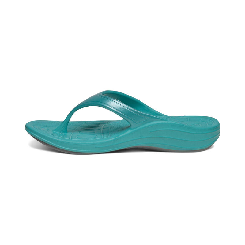 Fiji Sandal in Aqua