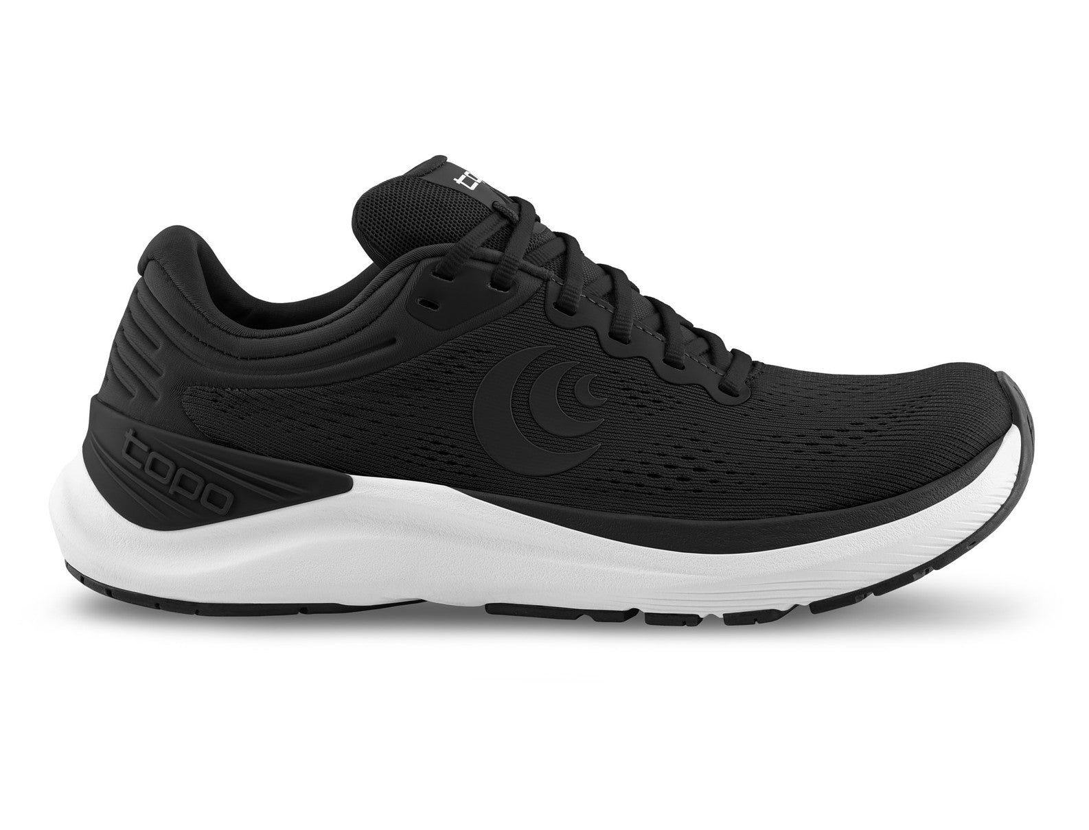 Women's Ultrafly 4 in Black/White WIDE