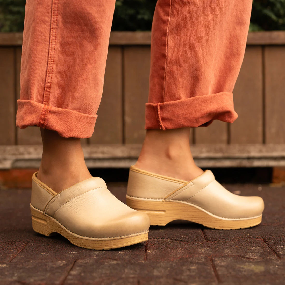 The Professional Clog in Sand Burnished Leather