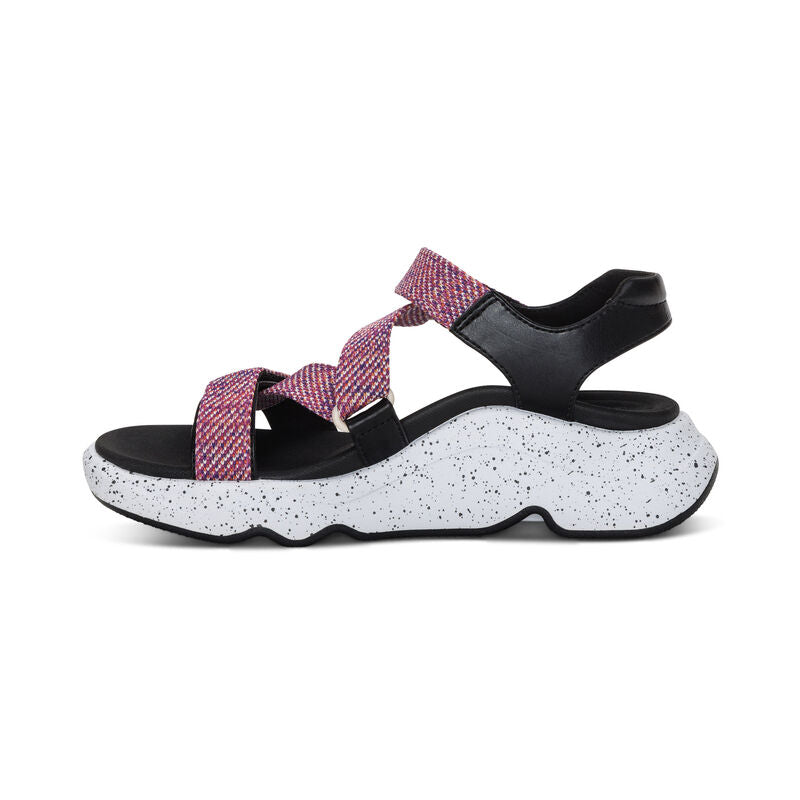 Marz Adjustable Quarter Strap in Pink