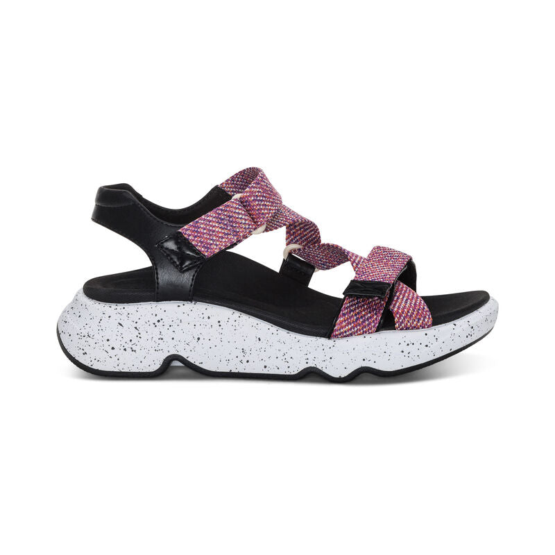 Marz Adjustable Quarter Strap in Pink