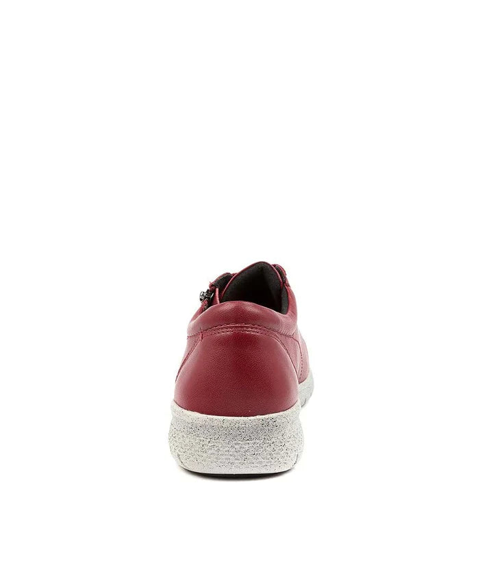 Solar Zipper Oxford in Pinot Leather