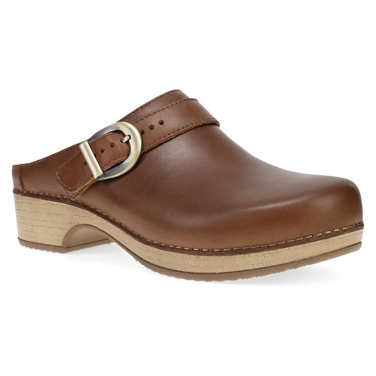Baylor Belted Clog in Tan