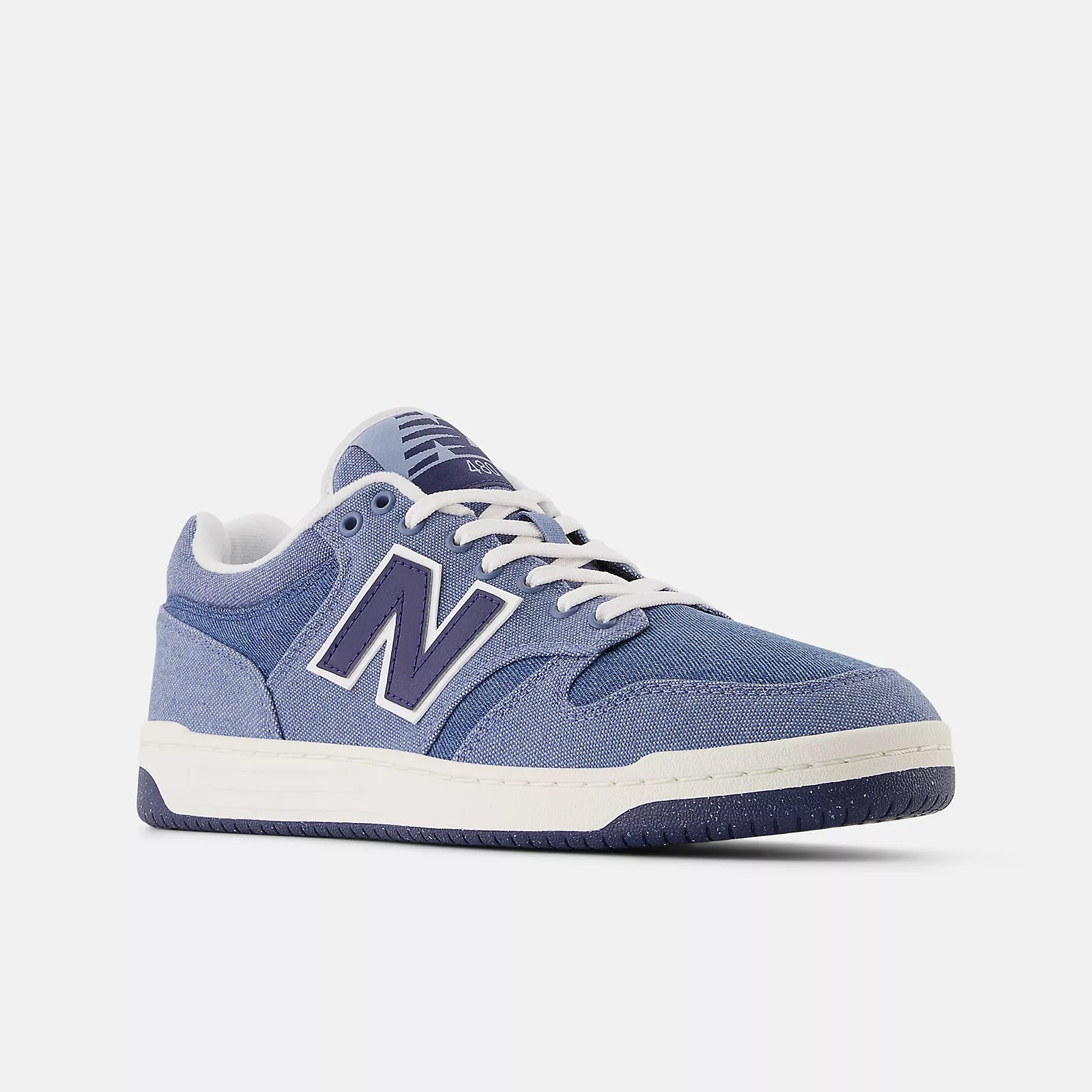 Classic 480 in White with Blue