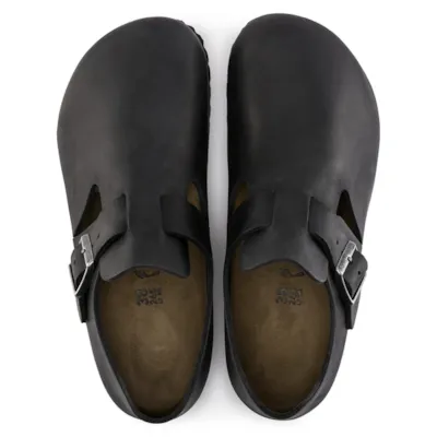 London Slip-On Shoe in Black Oiled Leather