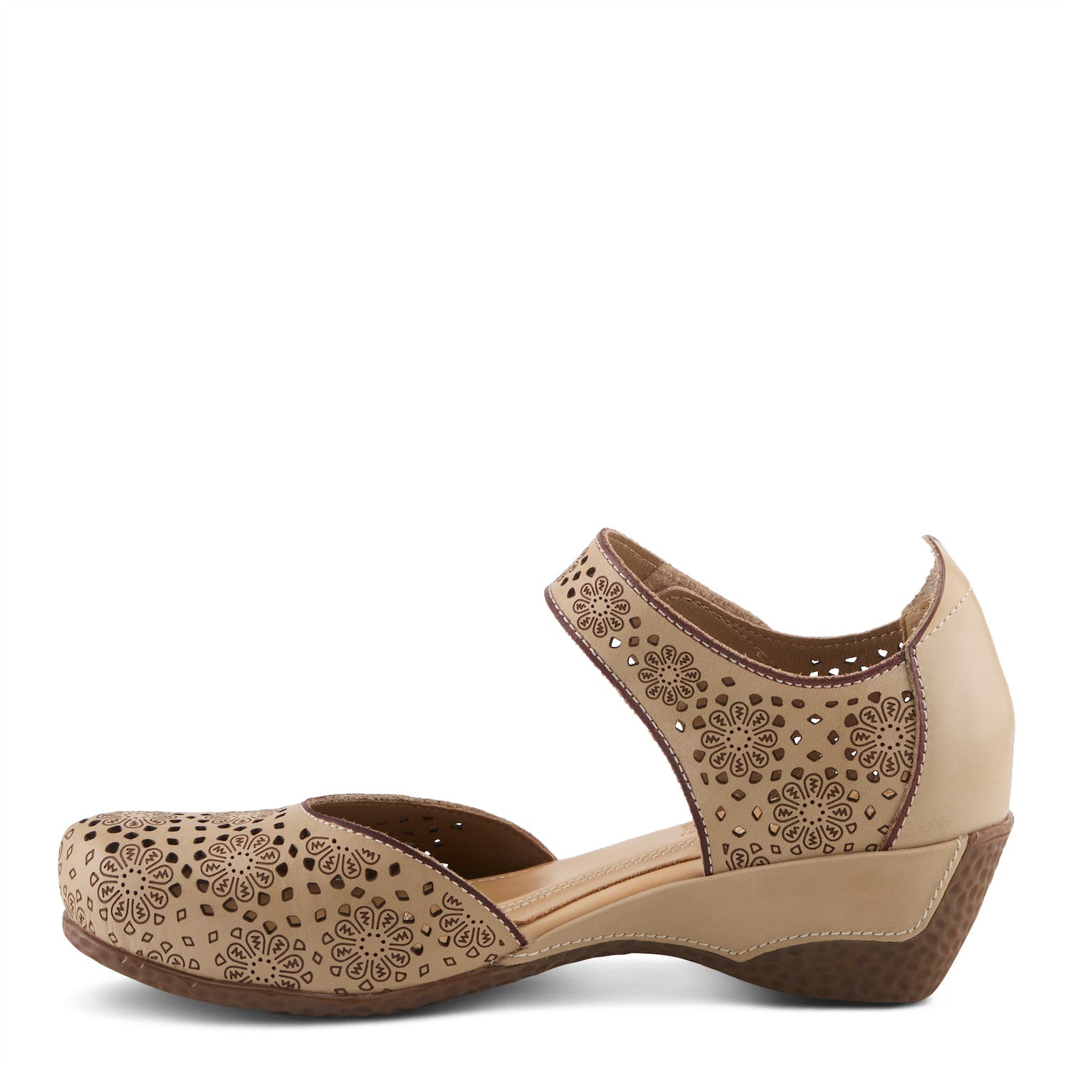 Americana Perferated Mary Jane in Beige