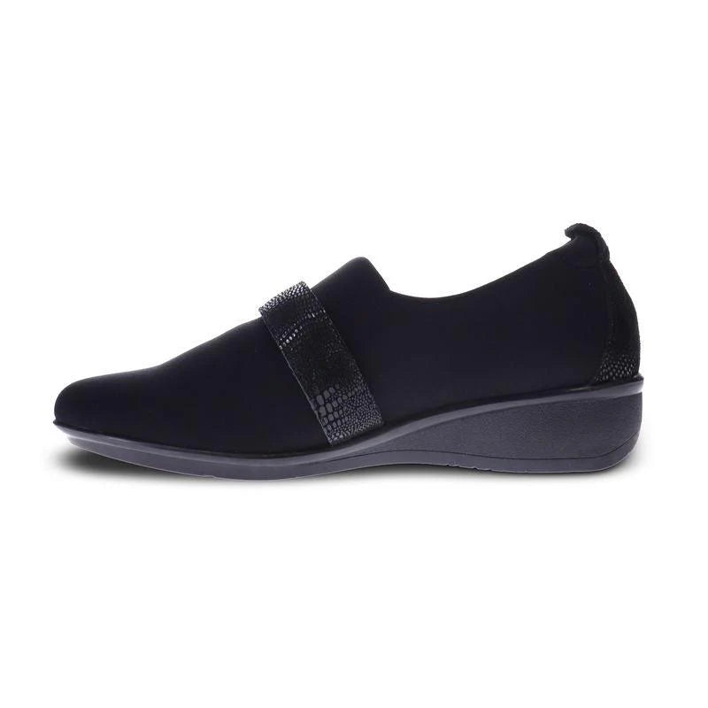 Genoa Stretch Loafer in Black WIDE