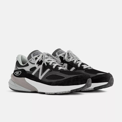 Men's 990 Made in USA Black with White V6