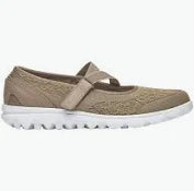 TravelActive Mary Jane in Honey