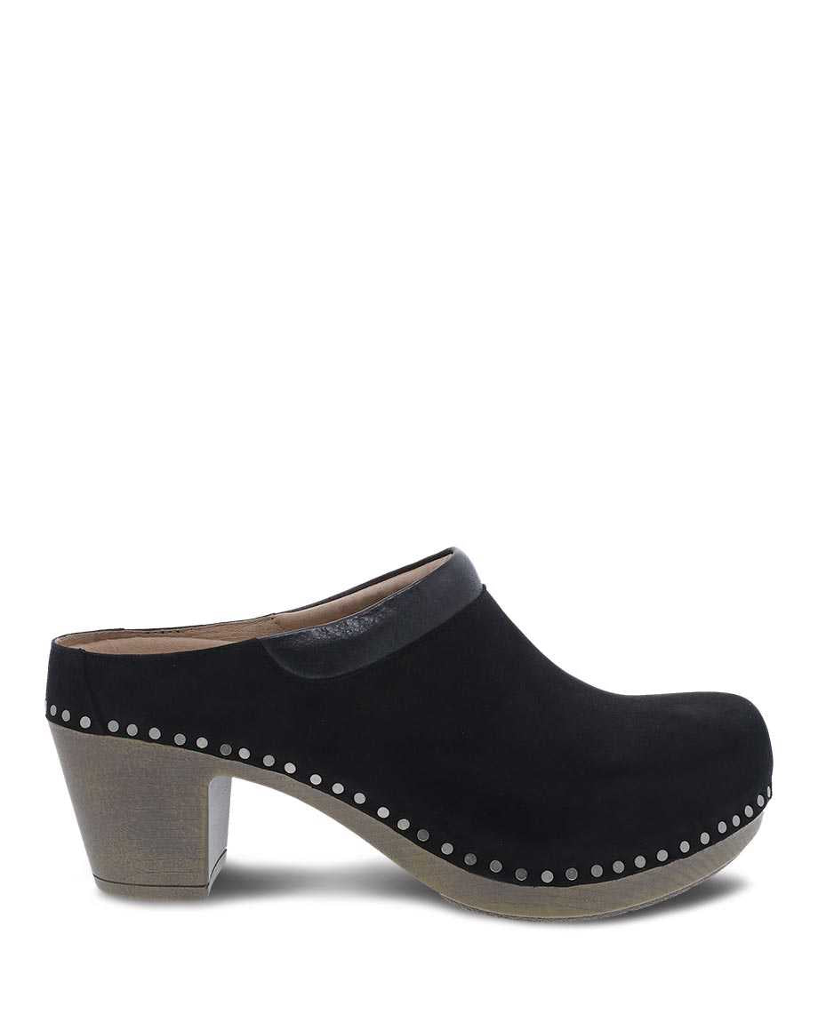 Sammy Nubuck Heel in Black