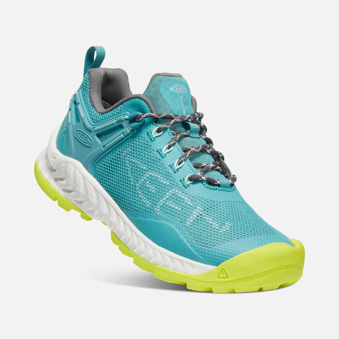 Women's NXIS EVO Waterproof Shoe in Porcelain/Evening Primrose