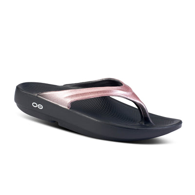 Women's OOlala Luxe Toe Post Sandal in Rose Sparkle CLOSEOUT