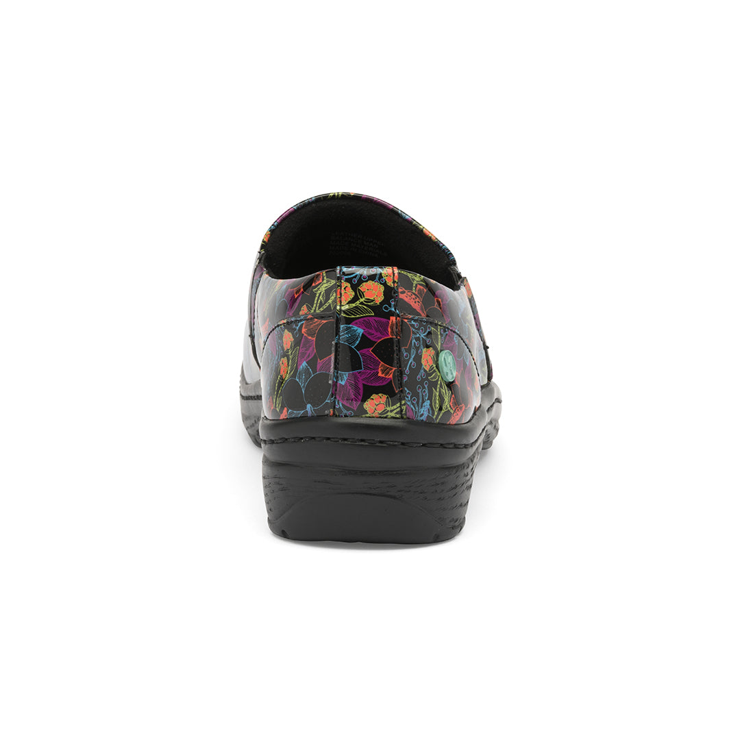 Mission Sleek Clog in Magnolia CLOSEOUTS