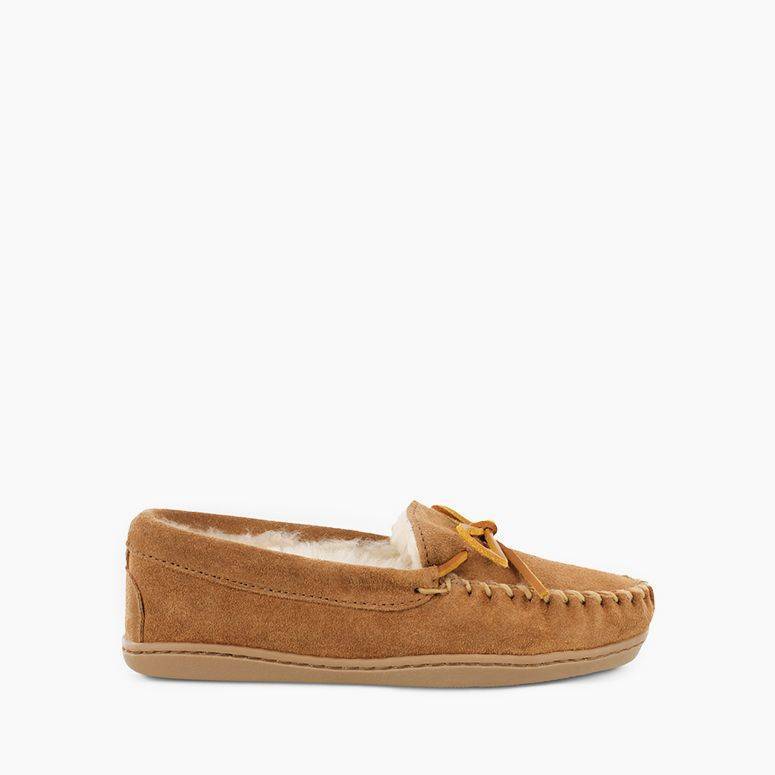 Women's Sheepskin Hardsole Moccasin in Tan