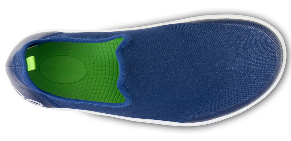 Women's OOMG eeZee Low Canvas Slip-On in Navy