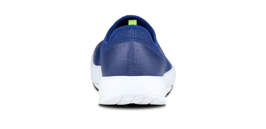 Men's OOMG eeZee Low Canvas Slip-On in Navy