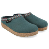 Classic Boiled Wool Clog "Gizzy" in Pine