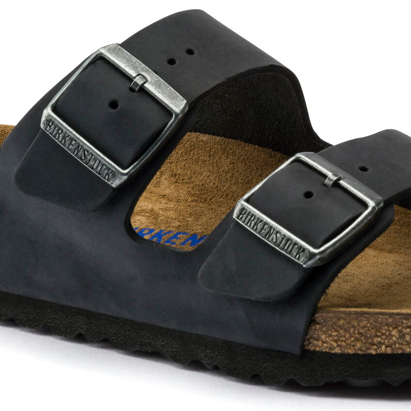 Arizona Classic Footbed Sandal in Black Oiled Leather